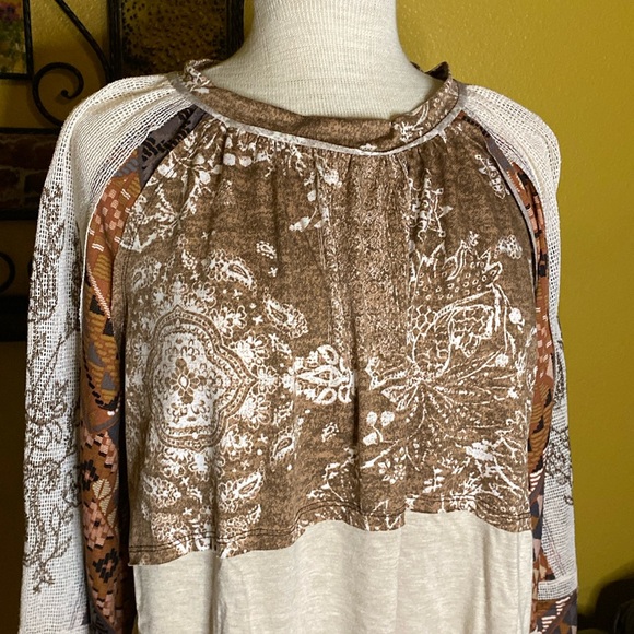 Gimmicks Bohemian top‼️ - Picture 2 of 10